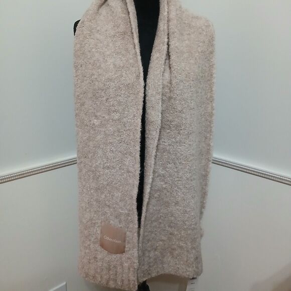 Calvin Klein Women's Soft Boucle Knit Winter Scarf Beige 11 W x 74 L NWT NEW - Picture 4 of 10